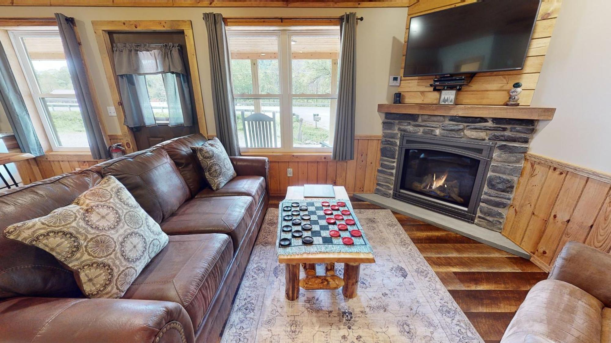 Rough Cut Lodge Gaines Екстериор снимка