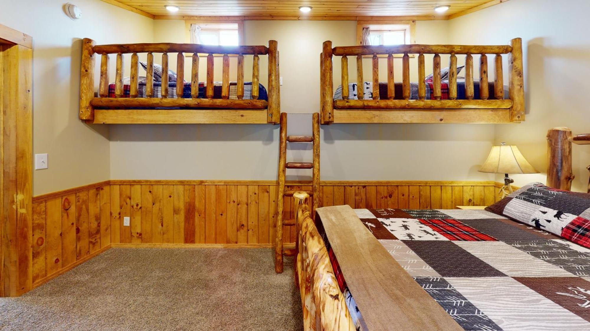 Rough Cut Lodge Gaines Екстериор снимка