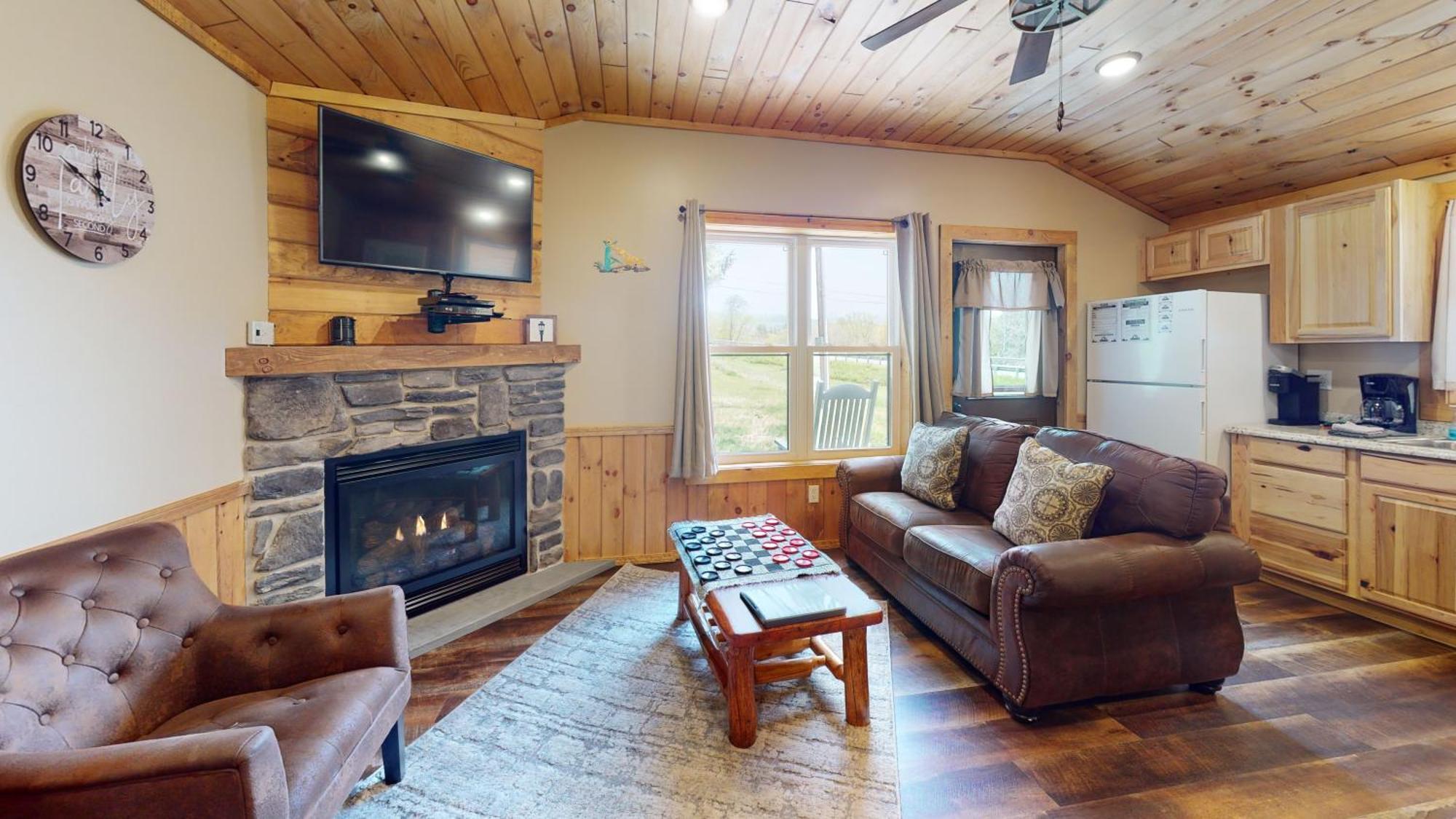 Rough Cut Lodge Gaines Екстериор снимка