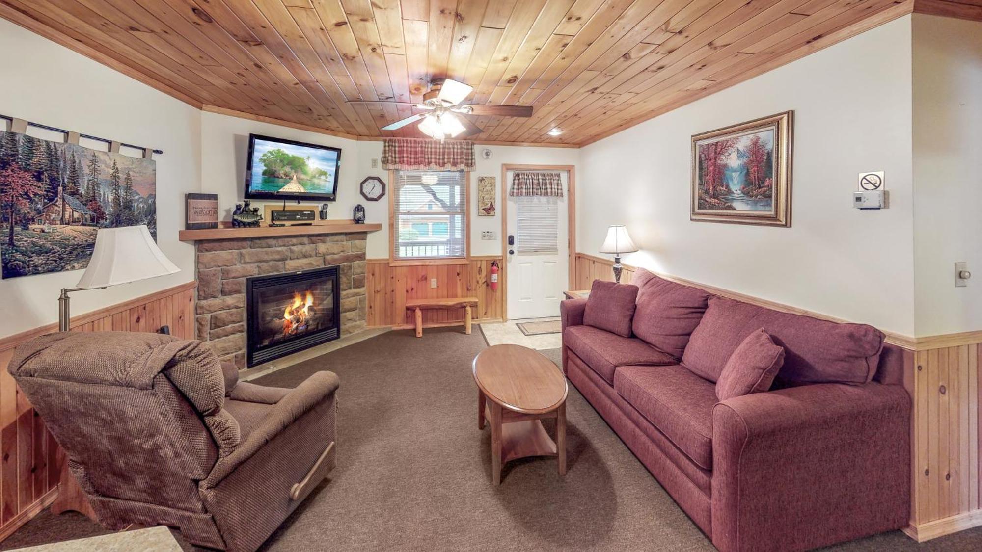 Rough Cut Lodge Gaines Екстериор снимка
