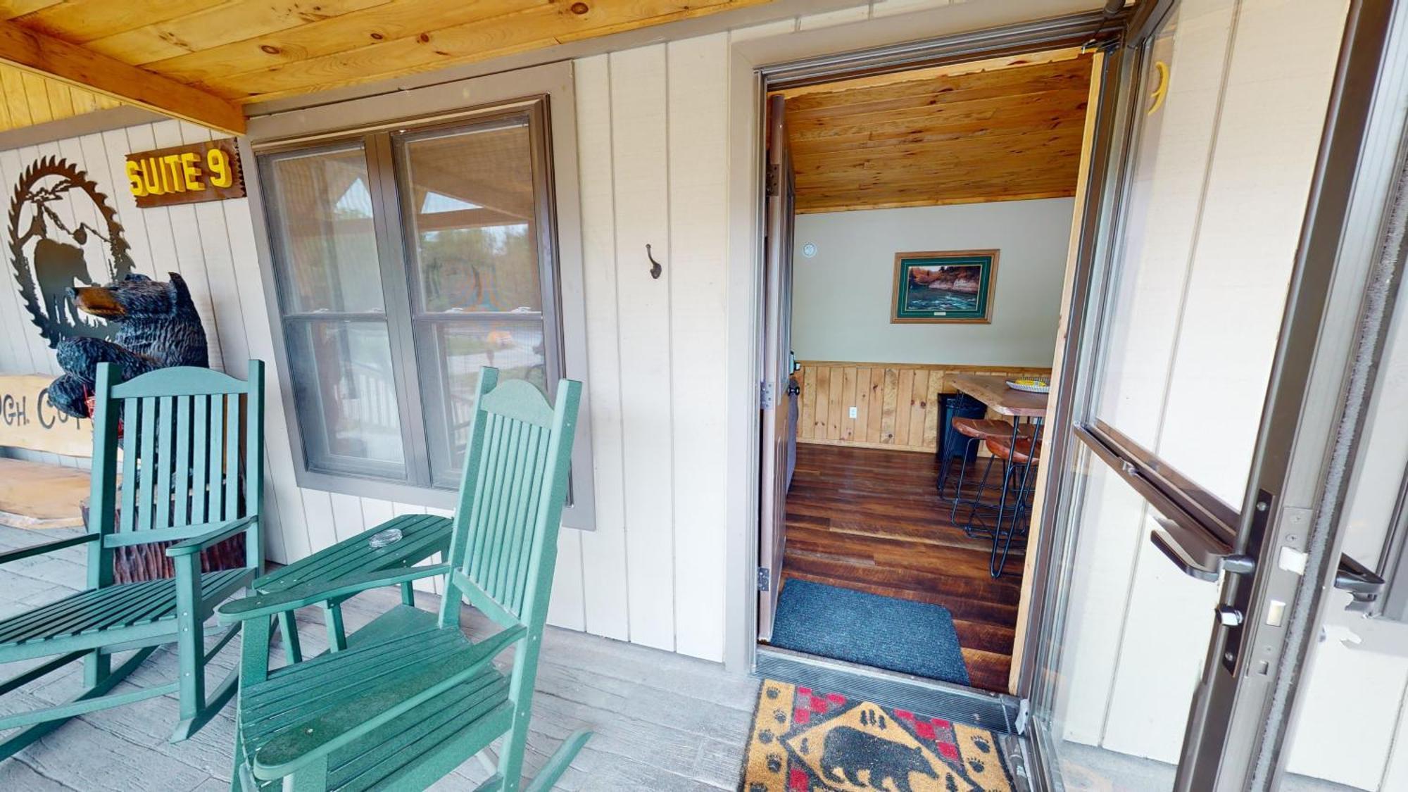 Rough Cut Lodge Gaines Екстериор снимка